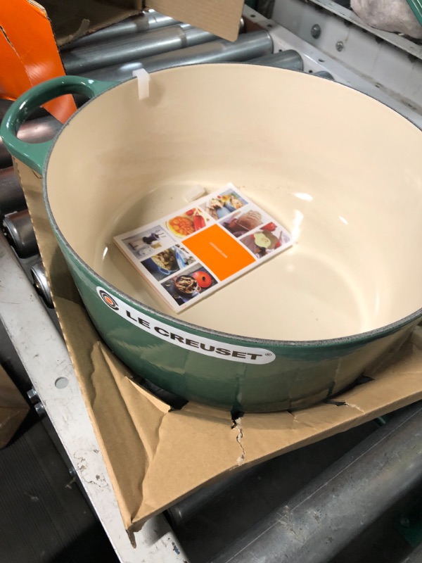 Photo 3 of ***DAMAGED - SEE PICTURES***
Le Creuset Enameled Cast Iron Signature Round Dutch Oven, 9 qt., Artichaut