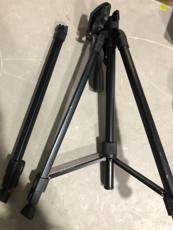 Photo 3 of * item used * damaged * sold for parts/repair * 
Bosch BT150 Compact Tripod with Extendable Height for Use with Line Lasers, Point Lasers, and Laser Distance Tape Measuring Tools, Black