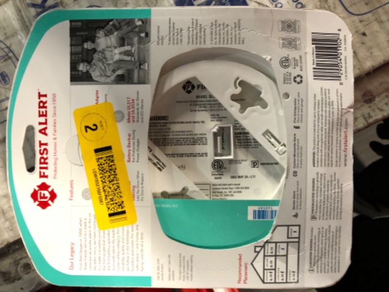 Photo 3 of First Alert BRK 250648 Combination Smoke Carbon Monoxide Photoelectric Alarm