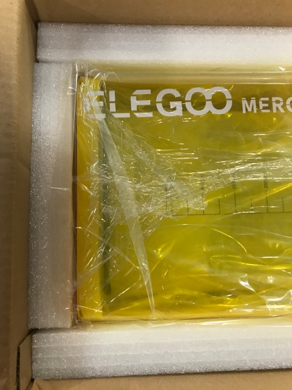 Photo 4 of ELEGOO Mercury Plus 2.0 Large Wash and Cure Machine for LCD/SLA/DLP 3D Printing Models Cure Box