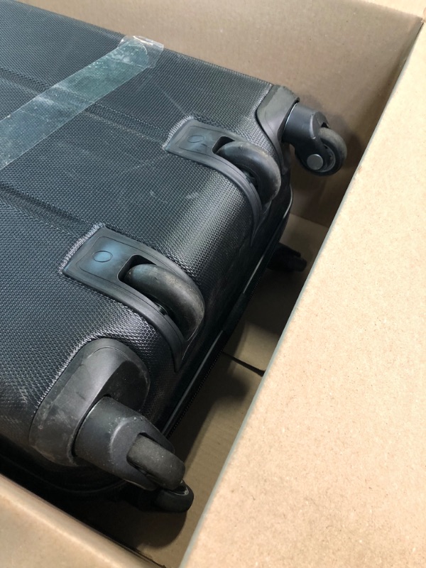 Photo 1 of Samsonite Hard Side Golf