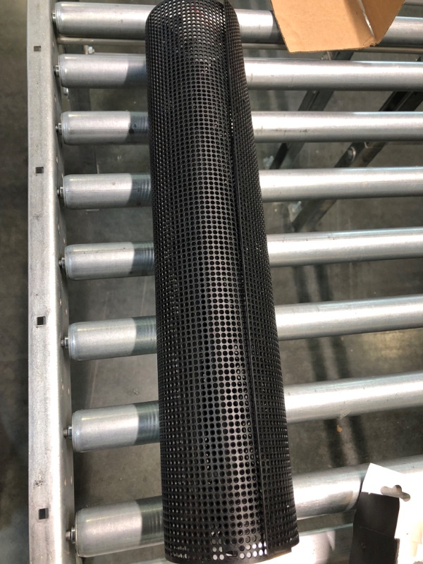 Photo 1 of Fin Friends 29 or 55 Gallon Aqarium Divider with Suction Cups (29 or 55 Gallon) 12.5" X 18.75" Please Measure Your Tank Before Purchasing.