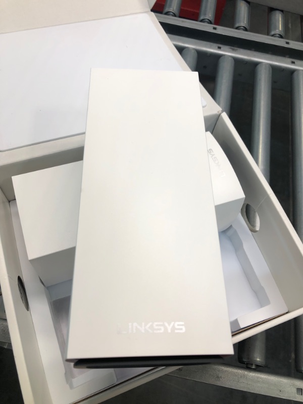 Photo 6 of Linksys MX12600 Velop Intelligent Mesh WiFi 6 System: AX4200, Tri-Band Wireless Network for Full-Speed Home Coverage, 8,100 sq ft (White, 3-Pack) WIFI 6 8100 Sq. ft - 120+ Devices