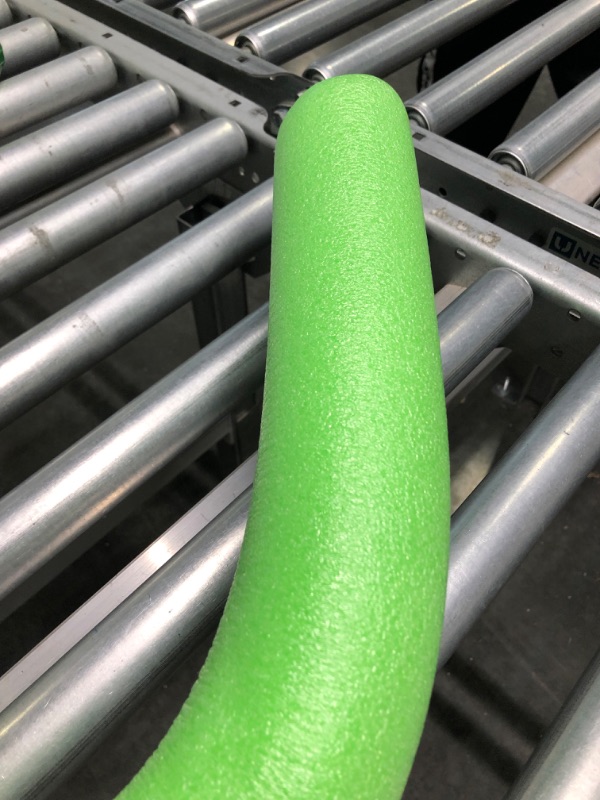 Photo 4 of Floating Pool Noodles Foam Tube, Thick Noodles for Floating in The Swimming Pool, Assorted Colors, 52 Inches Long Green
