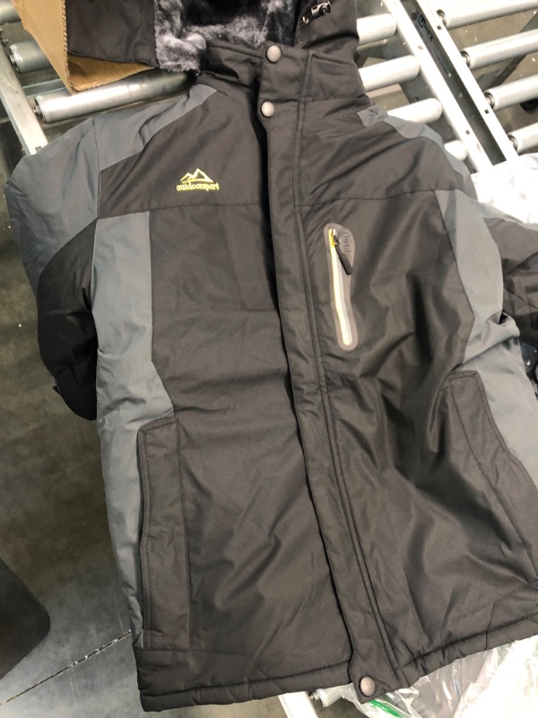 Photo 1 of Outdoor Sports Mens Medium Puffer 