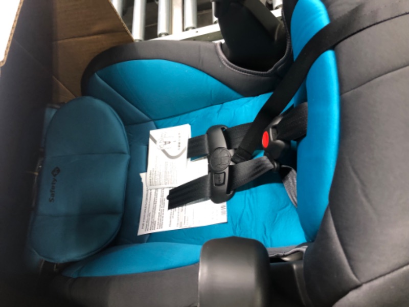 Photo 3 of Safety 1st Grand 2-in-1 Booster Car Seat, Forward-Facing with Harness, 30-65 pounds and Belt-Positioning Booster, 40-120 pounds, Capri Teal