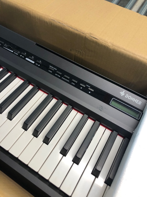 Photo 4 of Donner DEP-20 Beginner Digital Piano 88 Key Full Size Weighted Keyboard, Portable Electric Piano with Sustain Pedal, Power Supply DEP-20 Weighted Digital Piano