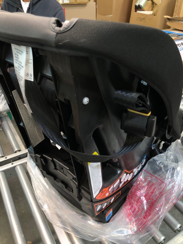 Photo 1 of Graco Contender Slim Convertible Car Seat, West Point