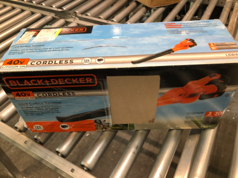 Photo 2 of BLACK+DECKER LSW40C Lithium Sweeper + 40-Volt Battery Pack Kit w/ extra 2.0 AH Battery