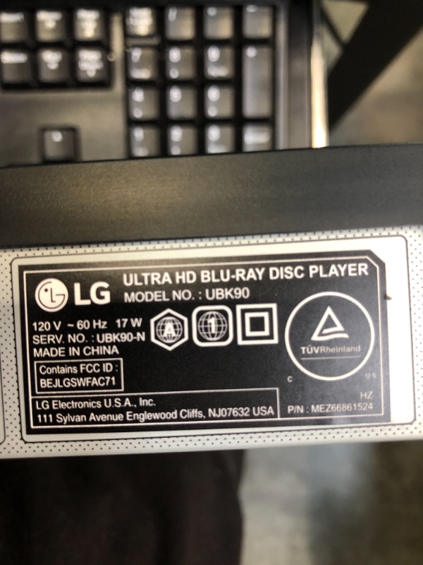 Photo 4 of LG UBK90 4K Ultra-HD Blu-ray Player with Dolby Vision (2018) and Nano 8 Series 75" 4K Ultra HD Smart LED NanoCell TV (2019) 
