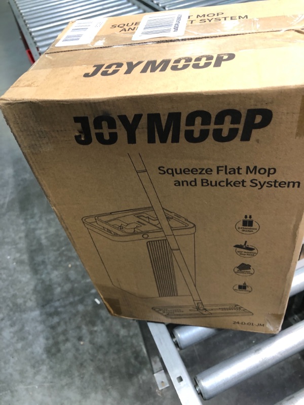 Photo 6 of JOYMOOP Mop and Bucket with Wringer Set, Flat Floor Mop and Bucket, Mop for Floor Cleaning with 3 Microfiber mops, Wet and Dry Use, Household Cleaning Tools, for Hardwood, Laminate, Tile Double Dry Scrapers 50‘’ Mop with 3 Pads