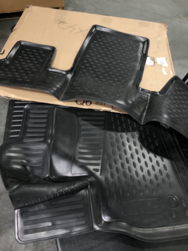 Photo 2 of Fits 2018-2023 Chevrolet Traverse Floor Mats Front & 2nd and 3rd Row Liners with 2nd Row Bucket / Capitan Seats (7 Seater) 1-2-3 Row Floor Mats