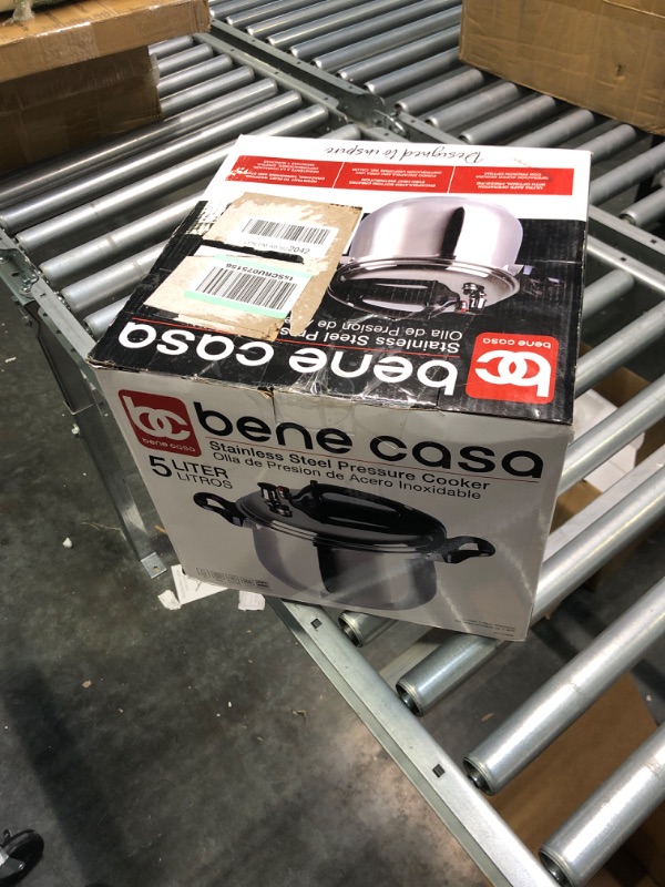 Photo 4 of Bene Casa 33868 5.3-quart stainless steel pressure cooker.