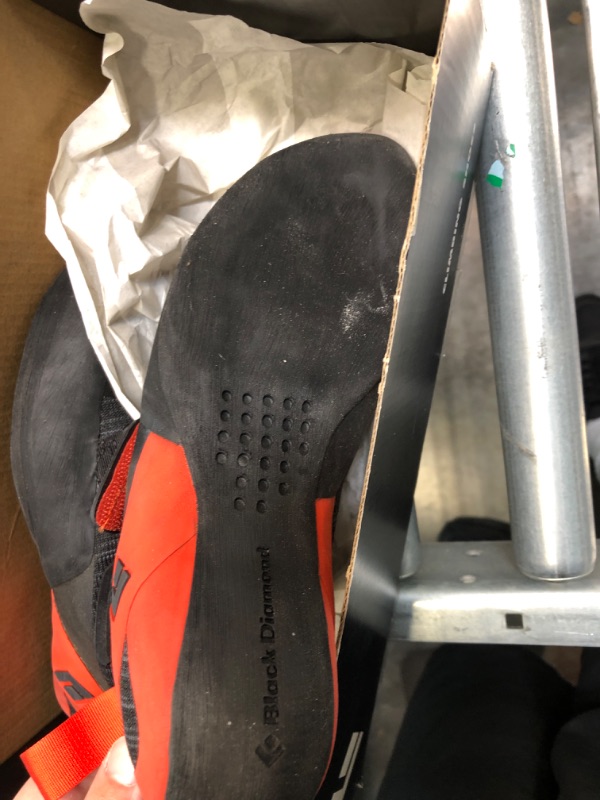 Photo 1 of Black Diamond Unisex Zone LV Rock Climbing Shoes 7.5 Octane