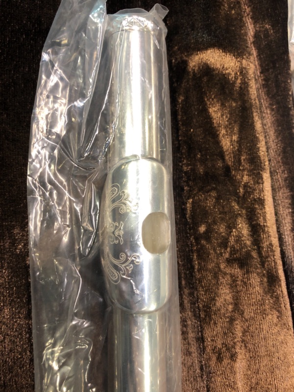 Photo 2 of Glory HAND-ENGRAVED SILVER PLATED HIGH GRADE FLUTE 17 Hole OPEN/CLOSED C Flute With Case, Tuning Rod and Cloth,Joint Grease and Gloves,HIGH GRADE HAND ENGRAVED