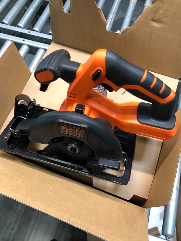 Photo 4 of BLACK+DECKER 20V MAX* POWERCONNECT 5-1/2 in. Cordless Circular Saw, Tool Only (BDCCS20B) Circular Saw Only