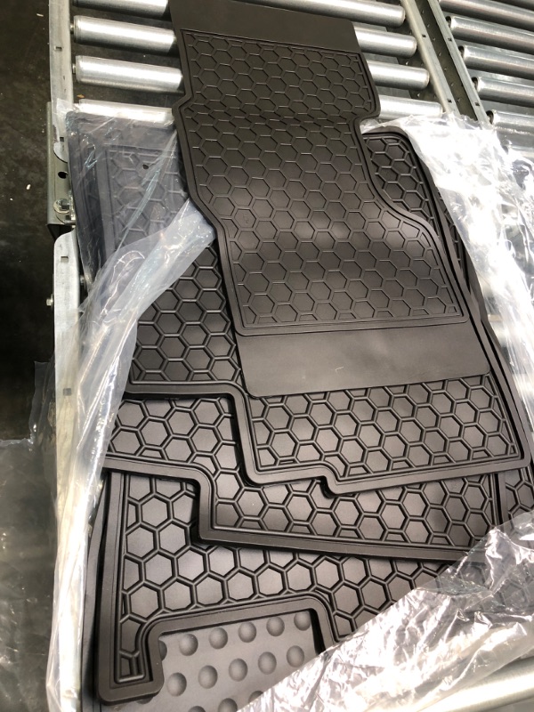 Photo 1 of CAR MATS 5PC 