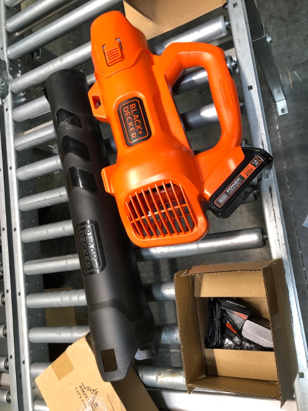 Photo 3 of BLACK+DECKER 20V MAX Leaf Blower, Axial, 2.0-Ah (BCBL700D1) 20V Leaf Blower Kit