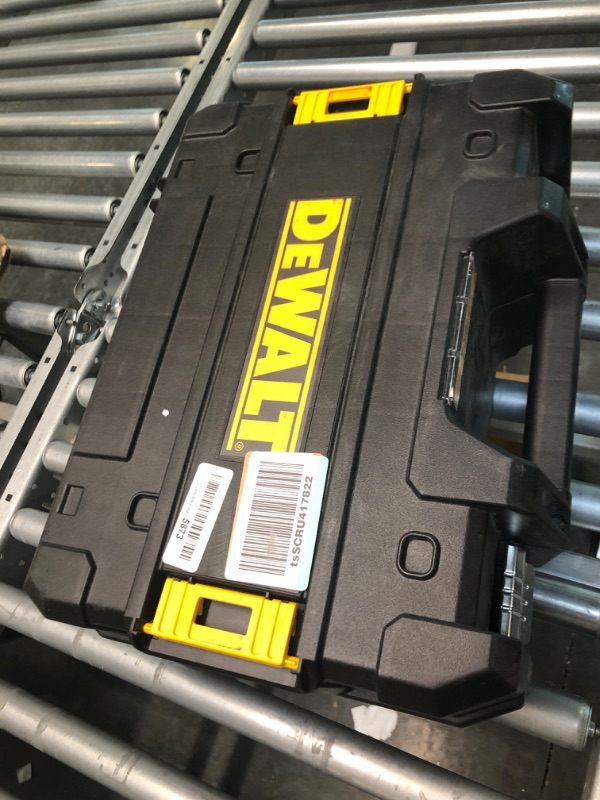 Photo 5 of DEWALT 20V MAX Laser Level, Jobsite, 3 x 360, Green, Tool Only (DCLE34030GB) Laser Level (tool only)