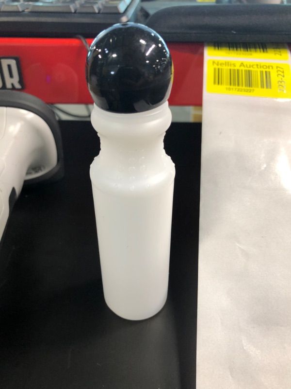 Photo 1 of Empty Dauber Bottles Marker Bottles with Dauber Tip Empty Bingo Daubers Supplies Sponge Tip Graffiti Markers Mop Dauber Bottle Kid Crafts Refillable Markers for Doodling Coloring DIY (12 Pieces)