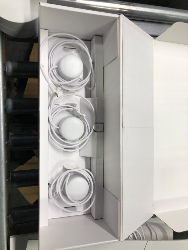 Photo 1 of Google 4 Pk Wifi AC1200 Dual-Band Home WiFi System