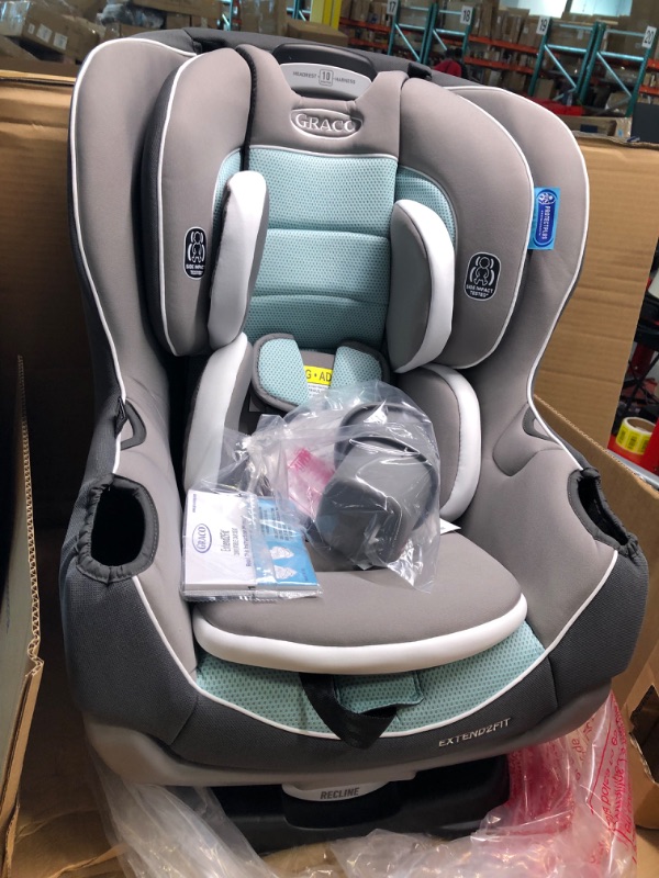 Photo 4 of Graco Extend2Fit Convertible Car Seat, Ride Rear Facing Longer with Extend2Fit, Spire 2-in-1 Spire