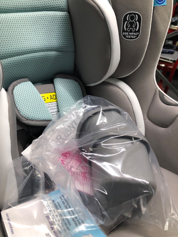 Photo 2 of Graco Extend2Fit Convertible Car Seat, Ride Rear Facing Longer with Extend2Fit, Spire 2-in-1 Spire