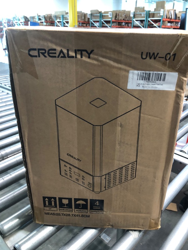 Photo 2 of Creality 3D UW-01 Washing and Curing Machine 2 in 1 UV Curing Rotary Box Bucket for LCD/DLP/SLA Resin 3D Printer Models 7.42x6x7.8 inches Transparent Visiblet