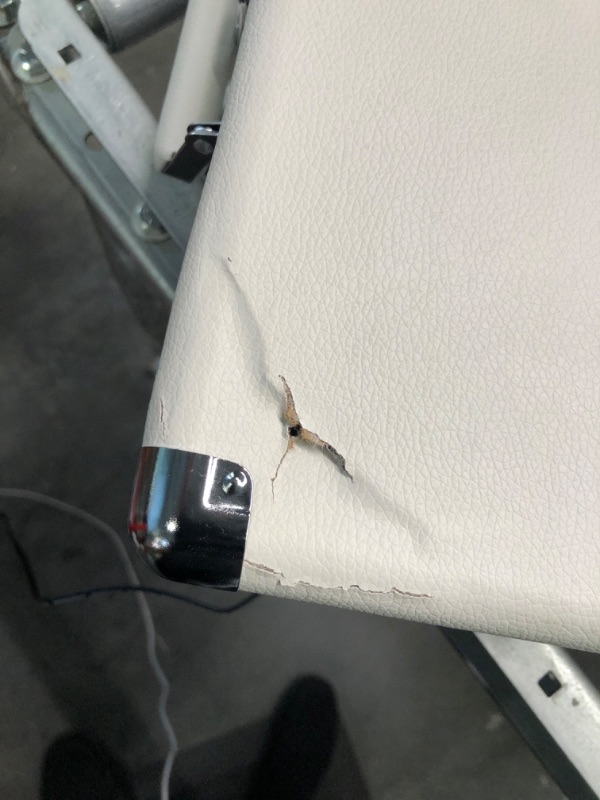 Photo 1 of Crosley CR8005F-WS Cruiser Plus Vintage 3-Speed Bluetooth in/Out Suitcase Vinyl Record Player Turntable, White Sand Bluetooth In/Out White Sand
-appears new open box-unable to test

