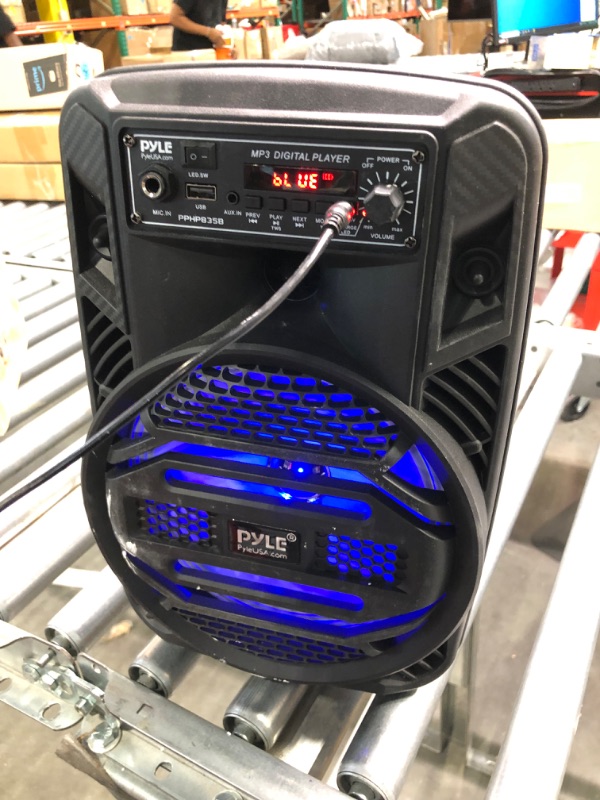 Photo 3 of Portable Bluetooth PA Speaker System - 300W Rechargeable Outdoor Bluetooth Speaker Portable PA System w/ 8” Subwoofer 1” Tweeter, Microphone In, Party Lights, MP3/USB, Radio, Remote - Pyle PPHP835B
has some white paint on it