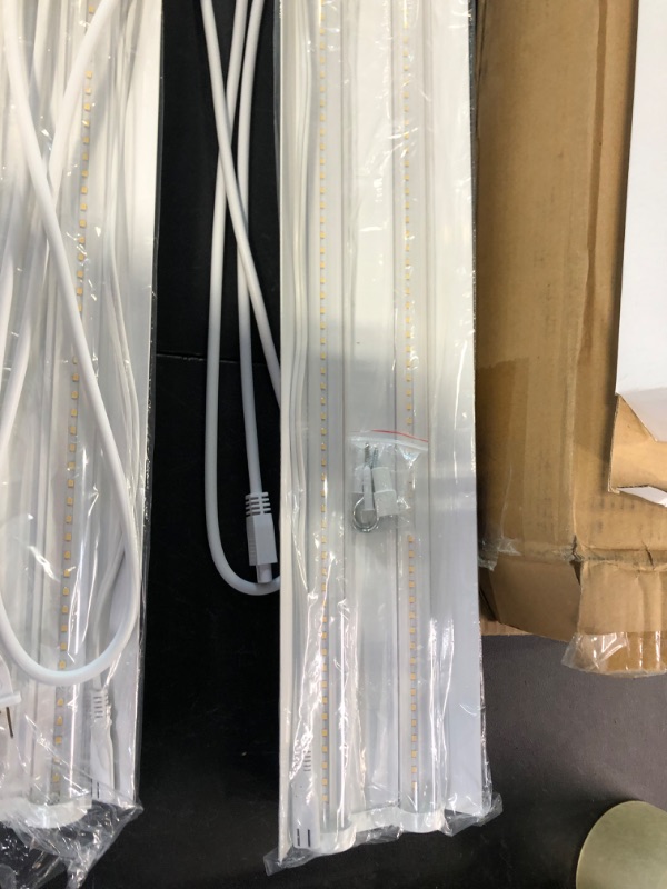 Photo 1 of Active Grow Integrated Dual T8 2FT LED Grow Light - for Indoor Plants, Microgreens, Veg & Bloom - 20W T8/T12 LED Grow Light - Sun White Full Spectrum High CRI 95 - Linkable - 120-277V