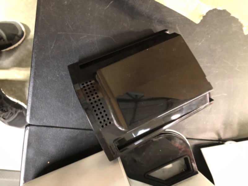 Photo 1 of Pursonic Food Waste Composter, 3L Capacity, Environment Friendly , Fertilizer from Food Scraps in Mere Hours, Turn Waste to Compost