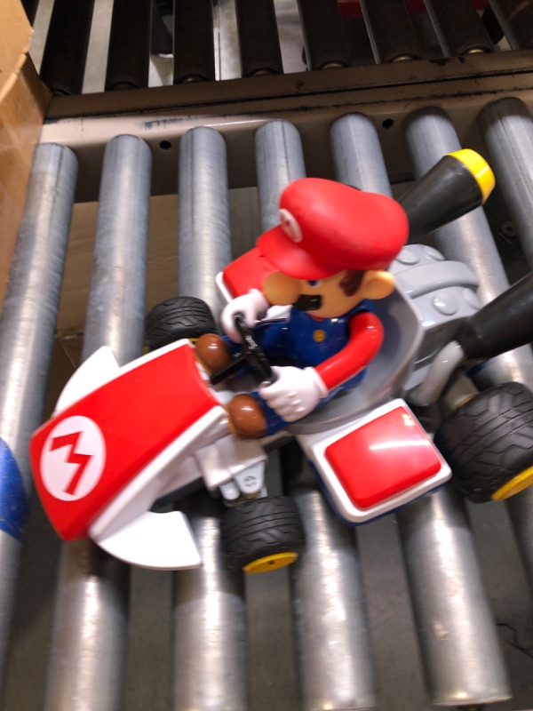 Photo 1 of Carrera RC Officially Licensed Mario Kart Racer 1: 16 Scale 2.4 Ghz Remote Radio Control Car Vehicle Mario Kart Race Kart - Mario