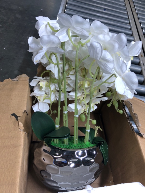 Photo 2 of Artificial Orchid White Silk Orchids Plant Phalaenopsis Flowers Faux Flower Orquideas Grandes with Silver Vase Orquidea para Decorar Arrangements in Pot Table Centerpieces for Home Decoration Indoor White Orchid