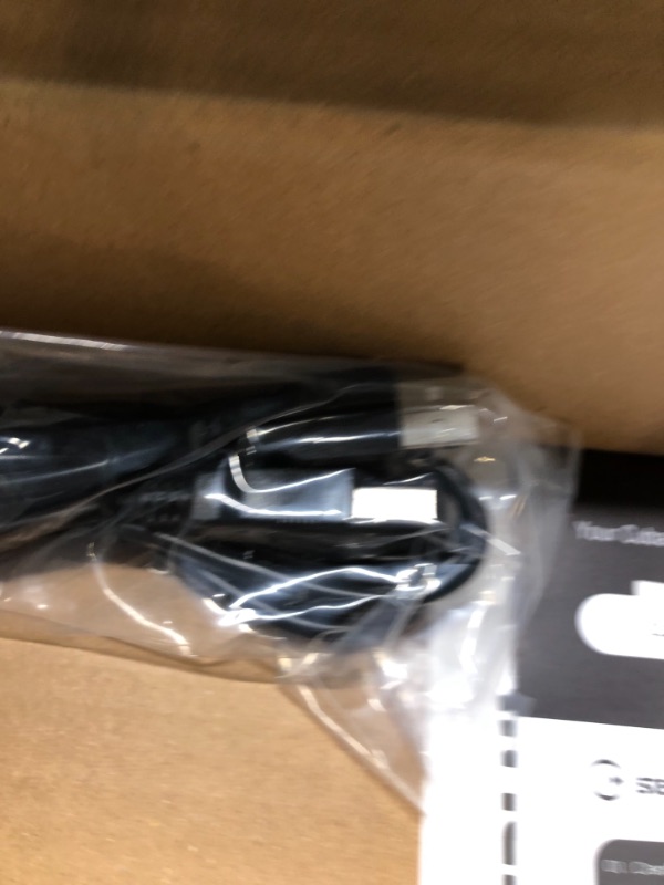 Photo 1 of AKM322 32-Key MIDI Keyboard Controller with Cubase LE