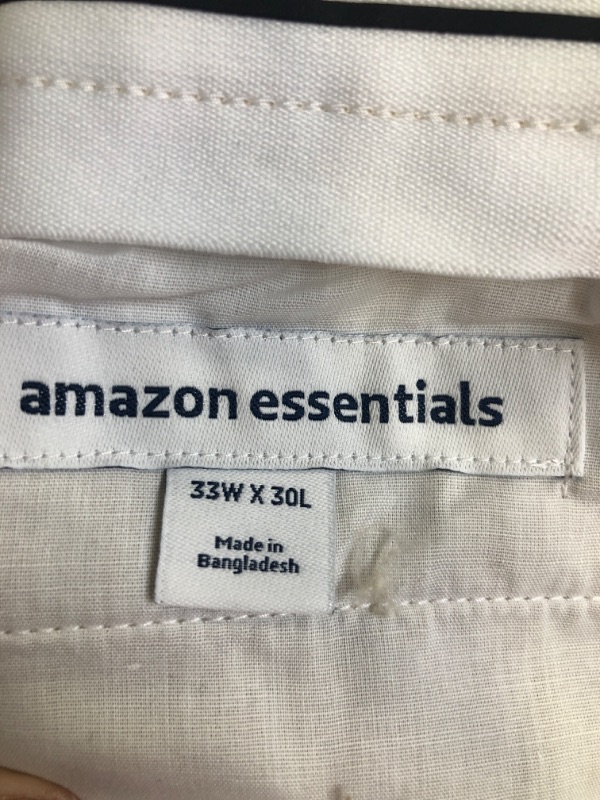 Photo 3 of Amazon Essentials Men's Classic-Fit Wrinkle-Resistant Flat-Front Chino Pant (Available in Big & Tall) 33W X 30L