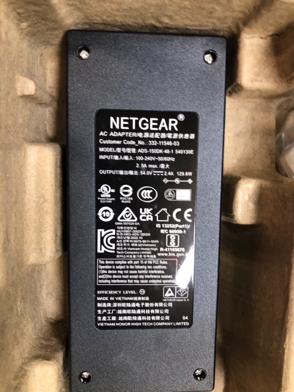 Photo 4 of NETGEAR 8-Port Gigabit Ethernet Unmanaged PoE Switch (GS108PP) - with 8 x PoE+ @ 123W Upgradeable, Desktop, Wall Mount or Rackmount, and Limited Lifetime Protection 8 port | 8xPoE+ 123W