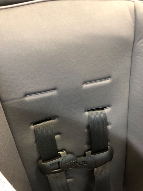 Photo 1 of Cosco Onlook 2-in-1 Convertible Car Seat, Rear-Facing 5-40 pounds and Forward-Facing 22-40 pounds and up to 43 inches, Black Arrows