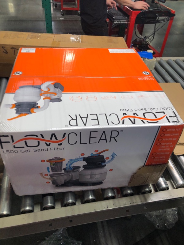 Photo 2 of Bestway Flowclear Skimatic Filter Pump 1500gal