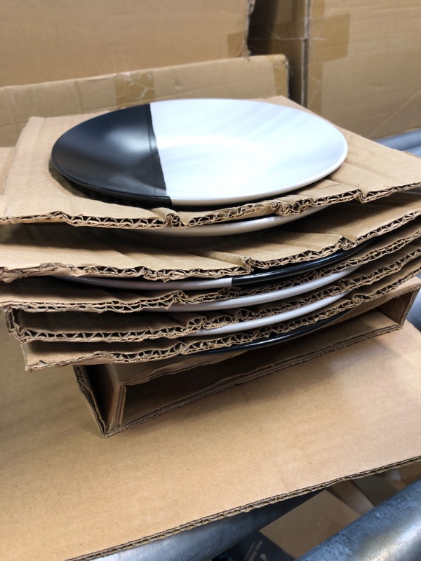 Photo 3 of vancasso ACCEL Dinnerware Set, 16-Piece Service for 4, Dinner Plates, Dessert Plates, Pasta Bowls, Cereal Bowls, Black&White