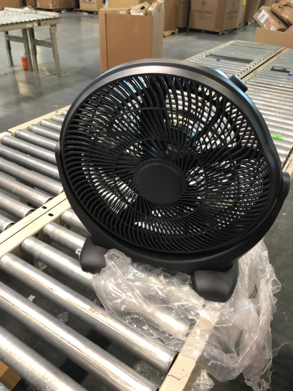 Photo 2 of HealSmart 20 Inch 3-Speed Plastic Floor Fans Quiet for Home Commercial, Residential, and Greenhouse Use, Outdoor/Indoor, Black