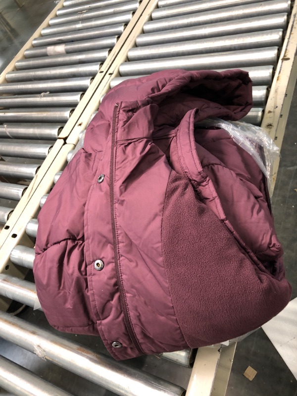 Photo 2 of Amazon Essentials Women's Heavyweight Long-Sleeve Hooded Puffer Coat (Available in Plus Size) 3X Burgundy