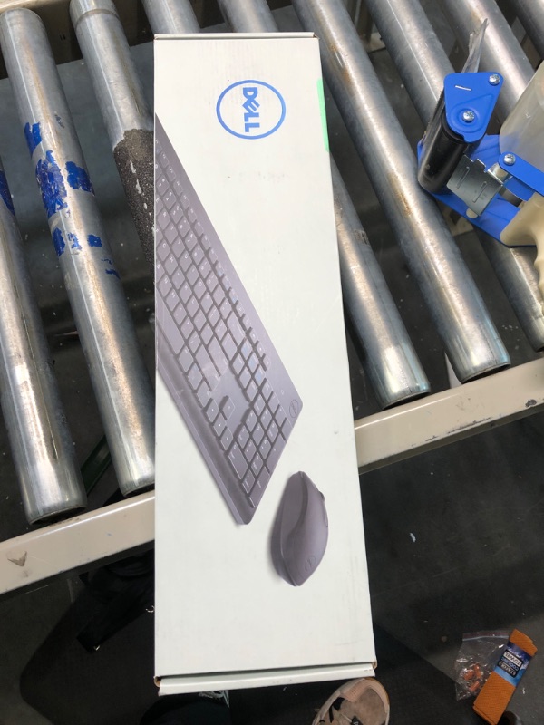 Photo 3 of (Open Box) Dell KM117 Wireless Keyboard & Mouse