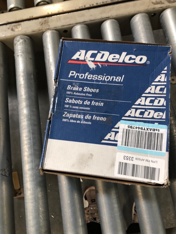 Photo 3 of ACDelco Professional 17932B Bonded Rear Parking Brake Shoe Set