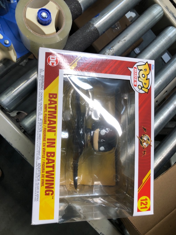 Photo 2 of Funko Pop! Ride Super Deluxe: DC - The Flash, Batman in Batwing Toy - DC