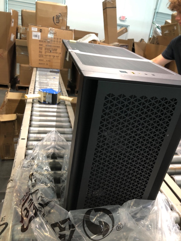 Photo 1 of Corsair 4000D Airflow Tempered Glass Mid-Tower ATX PC Case - Black Black Airflow