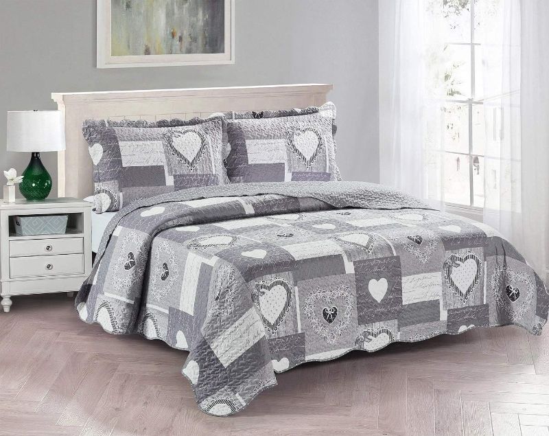 Photo 1 of Brilliant Sunshine Grey Heart Love Patchwork, 3-Piece Quilt Set with 2 Shams, Reversible Bedspread, Soft Lightweight Coverlet, All-Season, King, Grey