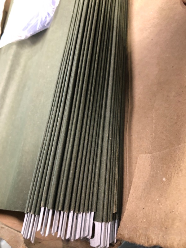 Photo 4 of Pendaflex Recycled Hanging Folders, Legal Size, Standard Green, 1/5 Cut, 25/BX (81622) Legal 1/5 Cut Folders