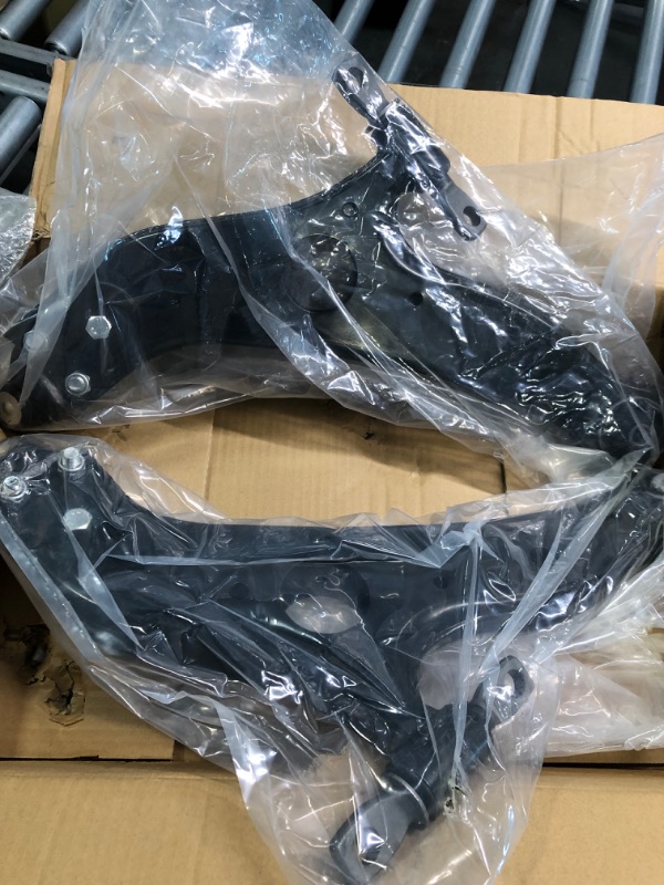 Photo 1 of Front Lower Control Arm and Ball Joint Assembly Compatible With 2004 2005 2006 2007 2008 2009 2010 Toyota Sienna Driver Passenger Side AUQDD 2PCS K620713 K620714 Left Right Professional Suspension A Pairs - Driver and Passenger Side