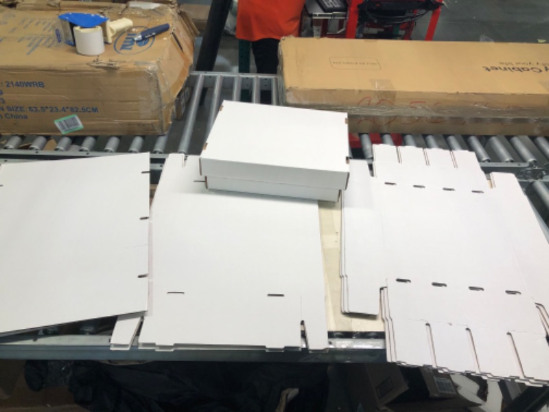 Photo 2 of white microcorrugated cardboard box 13x14.5" lid and base, 4 pack